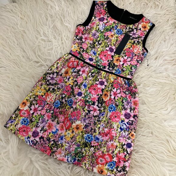 Black Halo Dresses & Skirts - BLACK HALO Floral Print Mini Dress